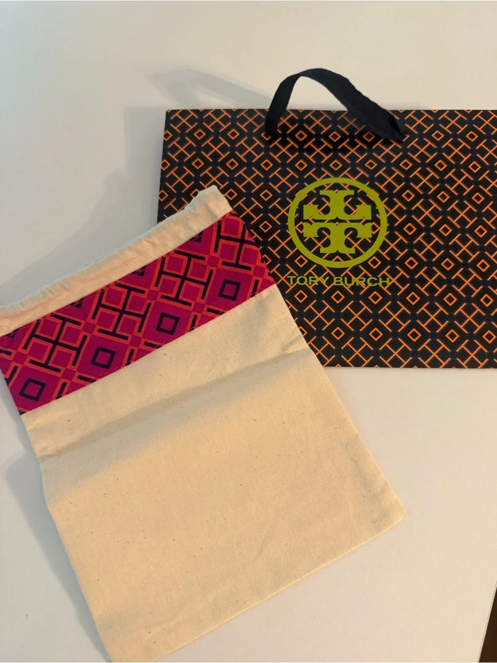 Set of Tory Burch dust bag in iconic Pink double T logo + Tory Burch gift bag
